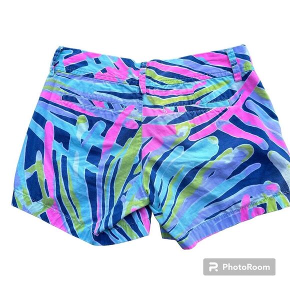 Lilly Pulitzer Callahan Chino Shorts Tropical Print Zip/Button Closure 0 - Picture 2 of 5